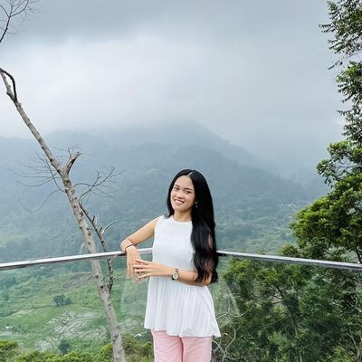 Lidia, 26
