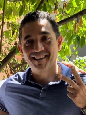 Guillermo, 50