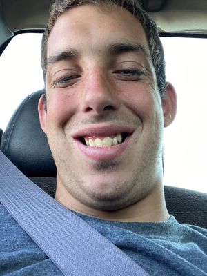 Angelo, 21