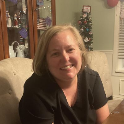 Jenna, 40