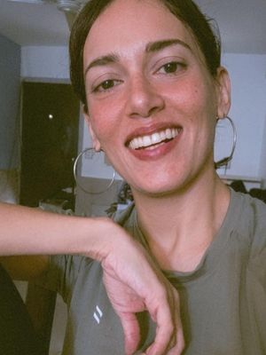 Mikaela, 37