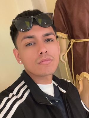 Antonio, 29