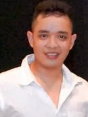 Tom, 27