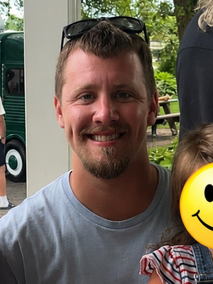 Zach, 34