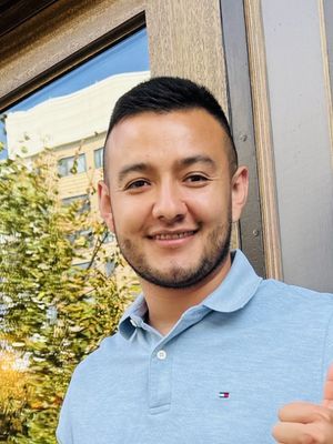 Kevin, 32