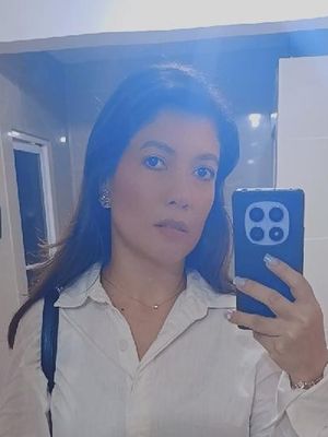 Deidre, 35