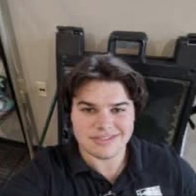 Xander, 24