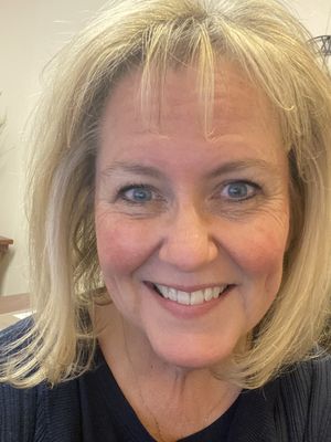 Julie, 59