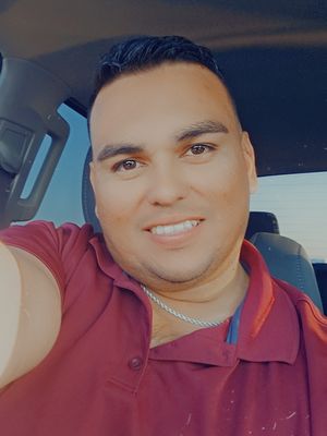 Leo, 34