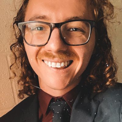 Daniel, 30