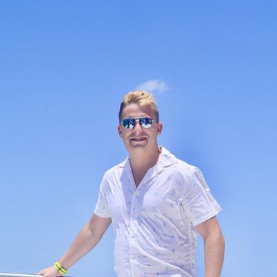 William, 34