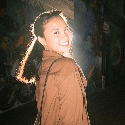 Anna, 32