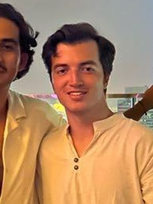 Juan Pablo, 25