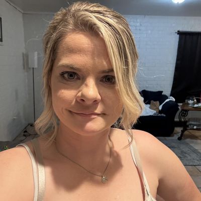 Victoria, 35