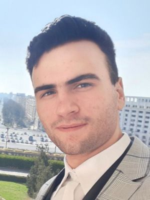 Mihai, 23