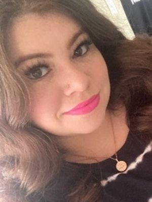 Sara, 29
