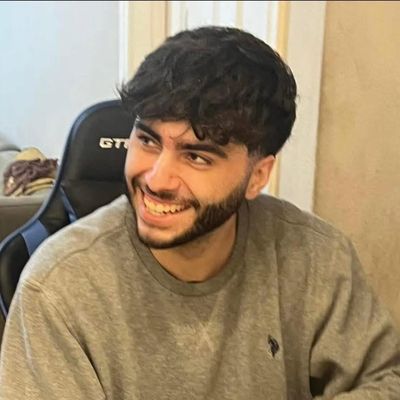 Nico, 24