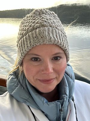 Mavis, 44