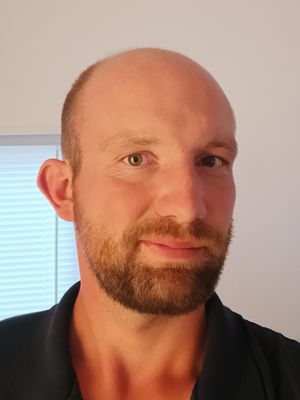 Erik, 35