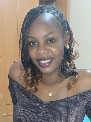 Celine, 25
