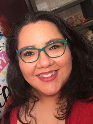 Andrea, 32