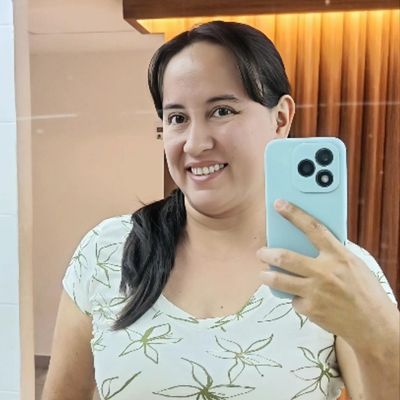 Erika, 35