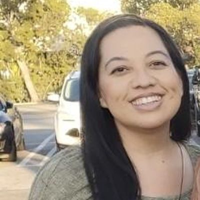 Liz, 44