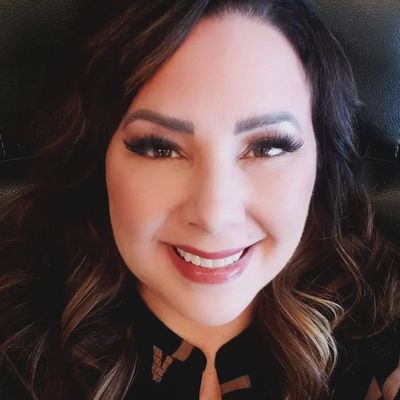 Jennifer, 53