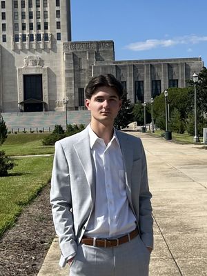 Cade, 22