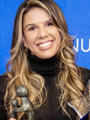 Mayra, 39