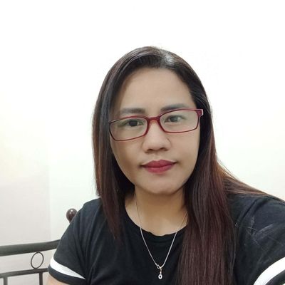 Jennie, 44