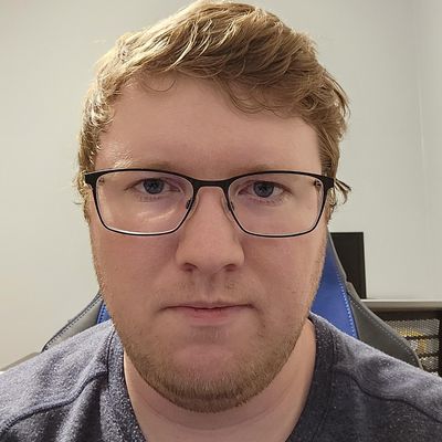 Alex, 31
