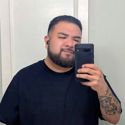 Alexander, 33