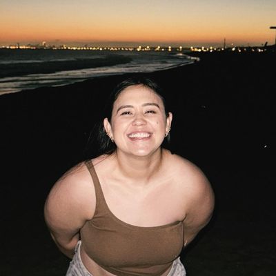 Cecilia, 30