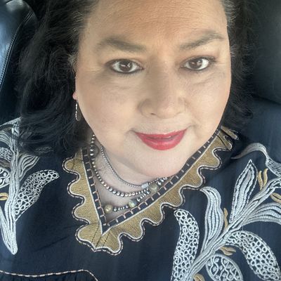 Laura, 55