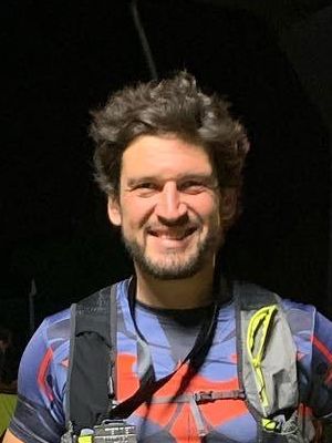 Rafa, 49