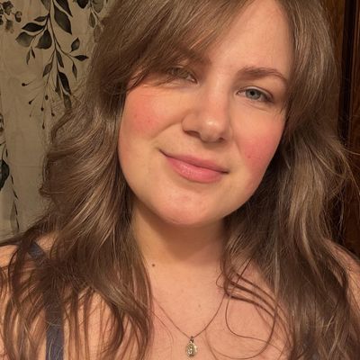 Lauren, 25