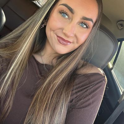Brooke, 23