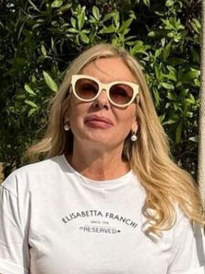 Doris, 49