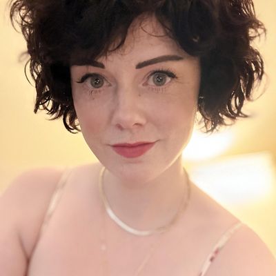 Tessa, 40