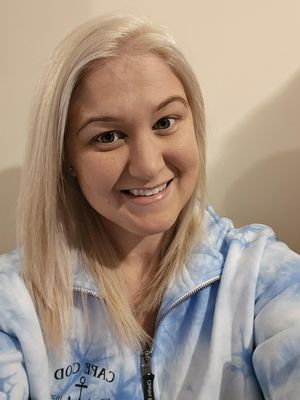 Christina, 37