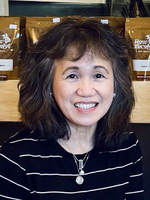 Emelita, 58