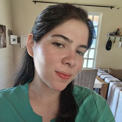 Danna, 25