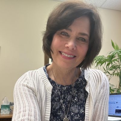 Lisa, 61