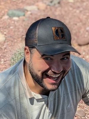 Thomas, 24