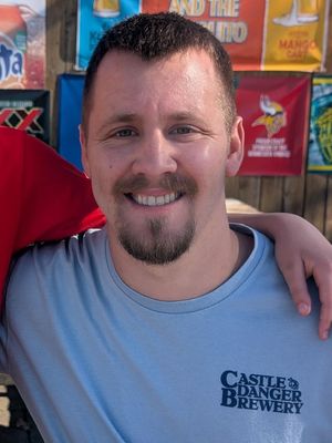 Zach, 34
