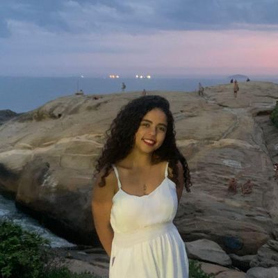 Milena, 27