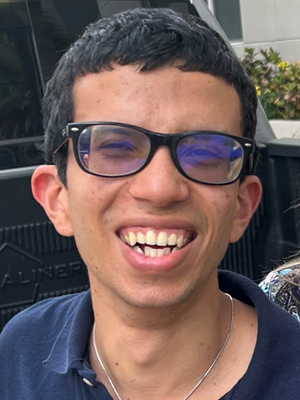 Robert, 25