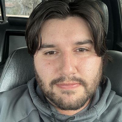 Jesse, 28