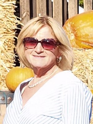 Cynthia, 65